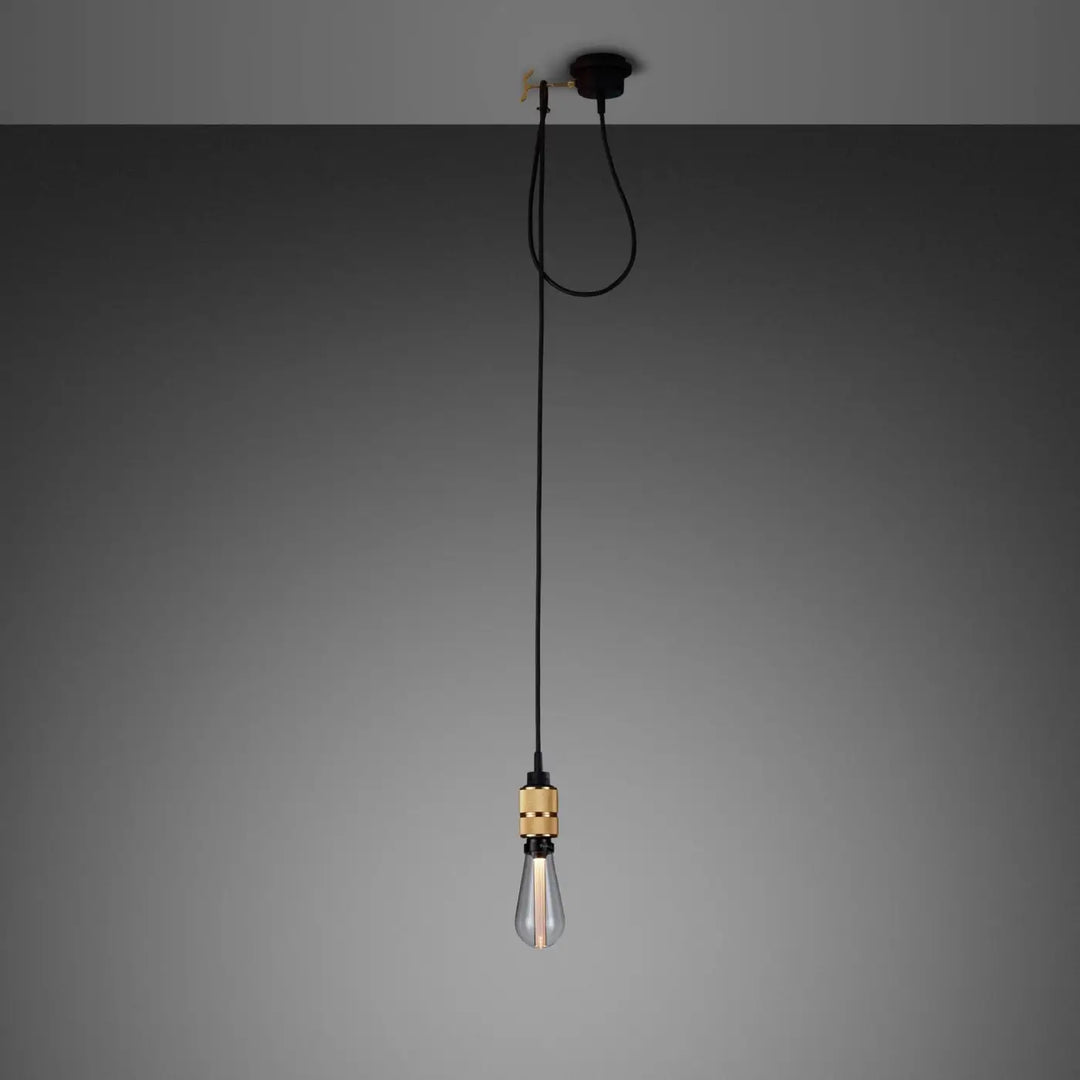 Suspension Hooked 1.0 Nude en laiton #couleur_dor
