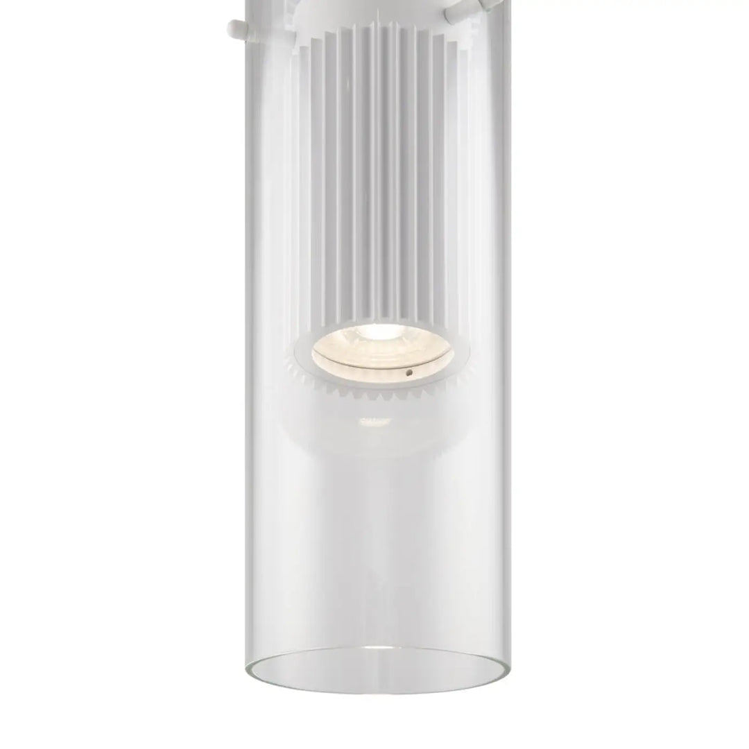 Suspension dynamics cylindre strié blanc avec abat-jour en verre transparent et intérieur à nervures verticales pour îlot