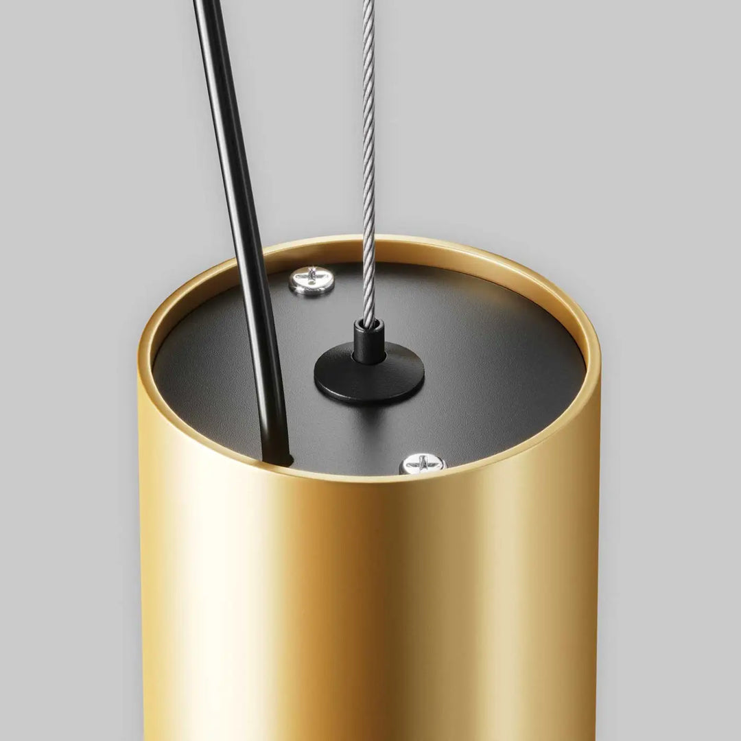 Luminaire suspension efir cylindre doré avec dessus noir et fixation pour éclairage d’un îlot ou au-dessus d’un îlot