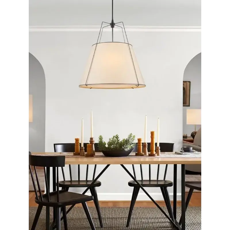 Suspension élégante en tissu pour salon ou chambre

