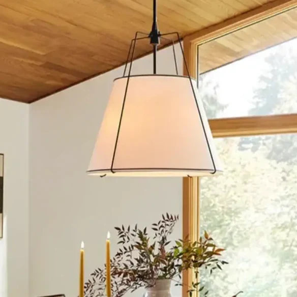 Suspension élégante en tissu pour salon ou chambre

