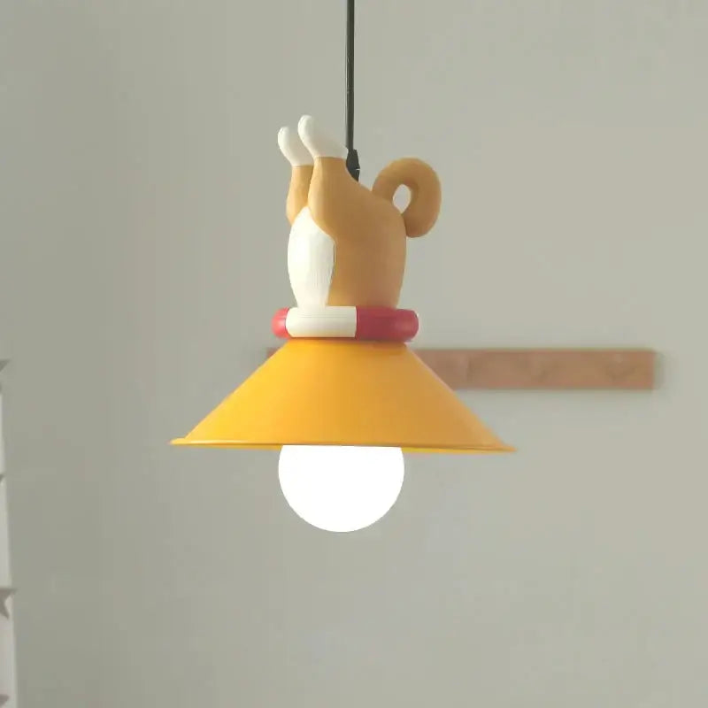 Suspension avec petits chiots décoratifs lampe jaune et blanc