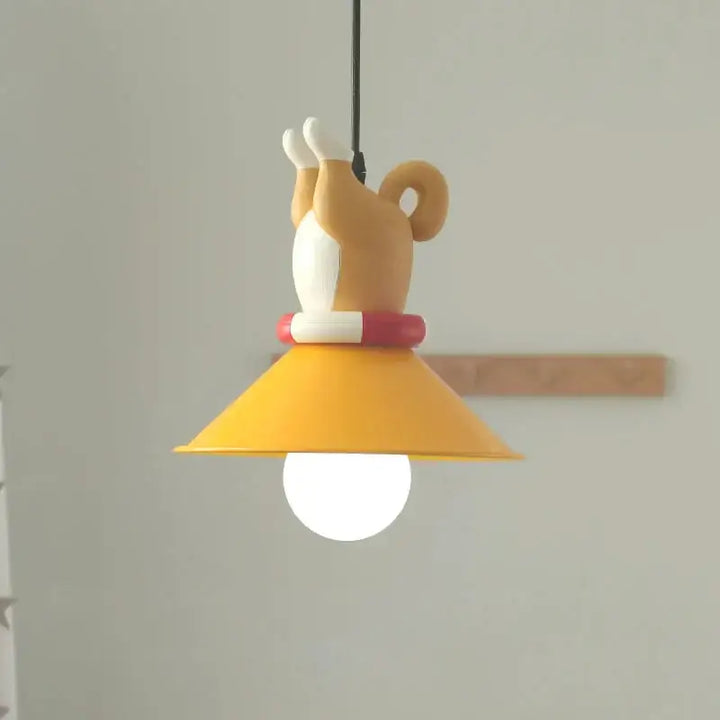 Suspension avec petits chiots décoratifs lampe jaune et blanc