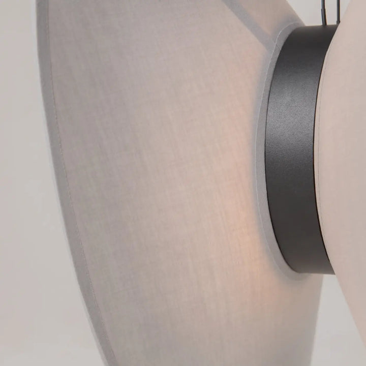 Suspension evolution led double abat-jour avec abat-jour en tissu blanc cassé et anneau métal mat noir intégré led