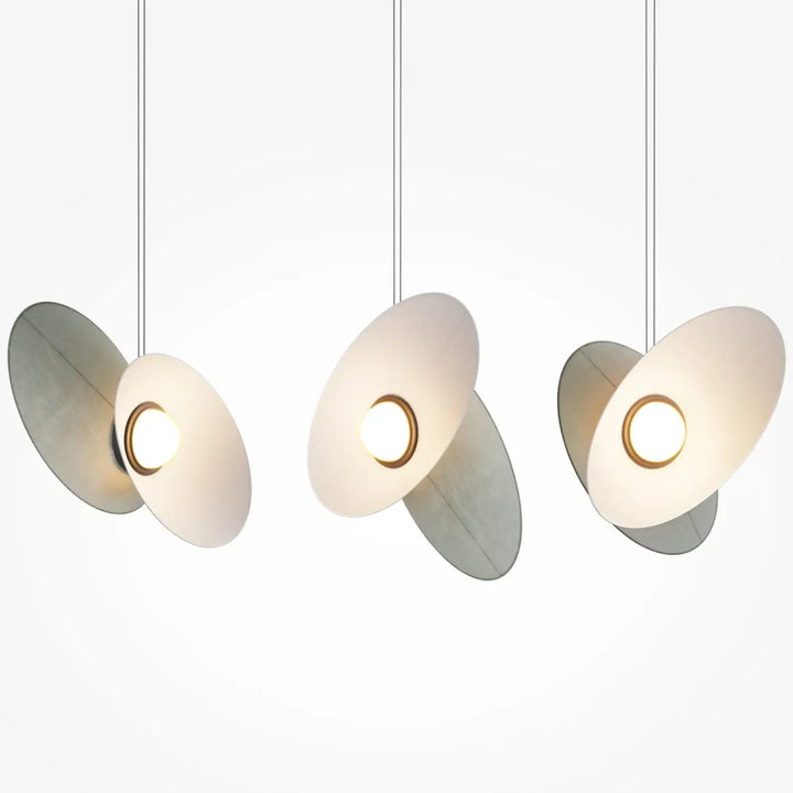Suspension evolution double abat-jour avec led intégrée en métal brossé et abat-jours circulaires blancs mats