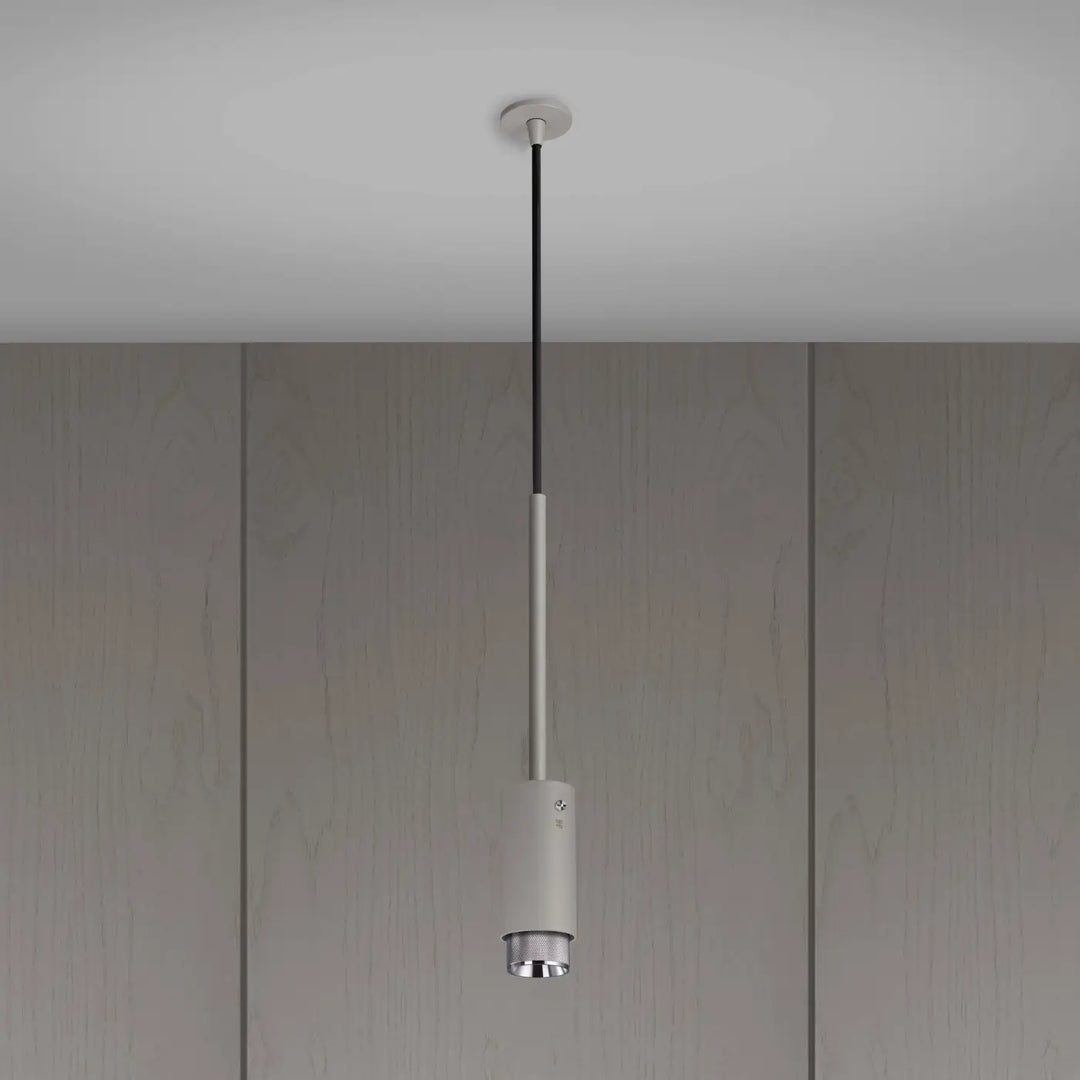 Suspension Exhaust à gravure quadrillée Pierre, déflecteur moleté en acier #couleur_argent