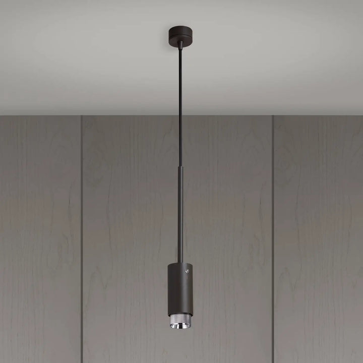 Suspension Exhaust à gravure quadrillée Graphite de Buster + Punch, finition acier #couleur_argent