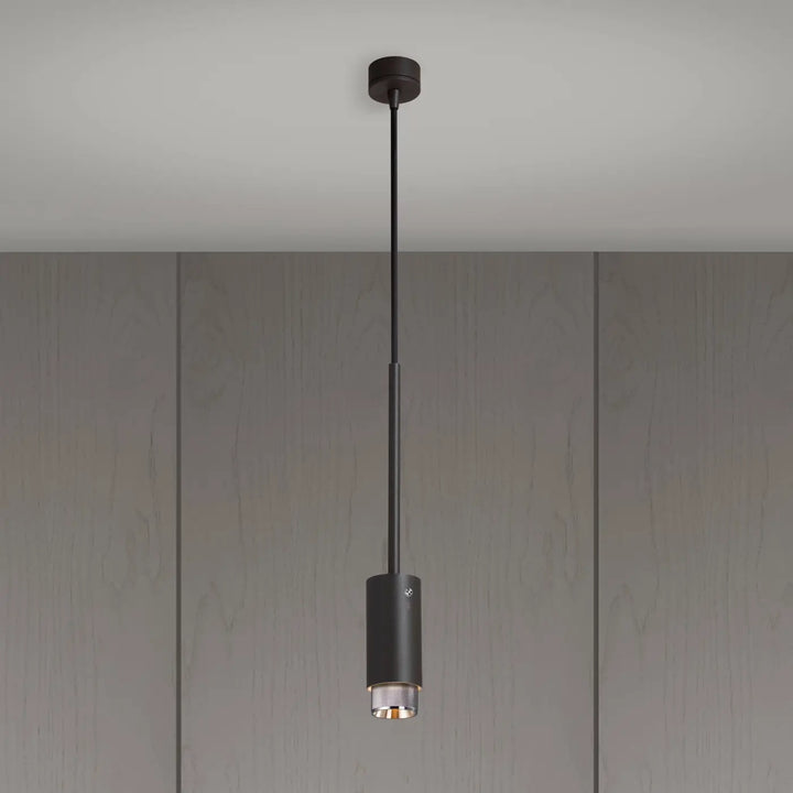 Suspension Exhaust à gravure quadrillée en aluminium graphite et détails en acier #couleur_argent