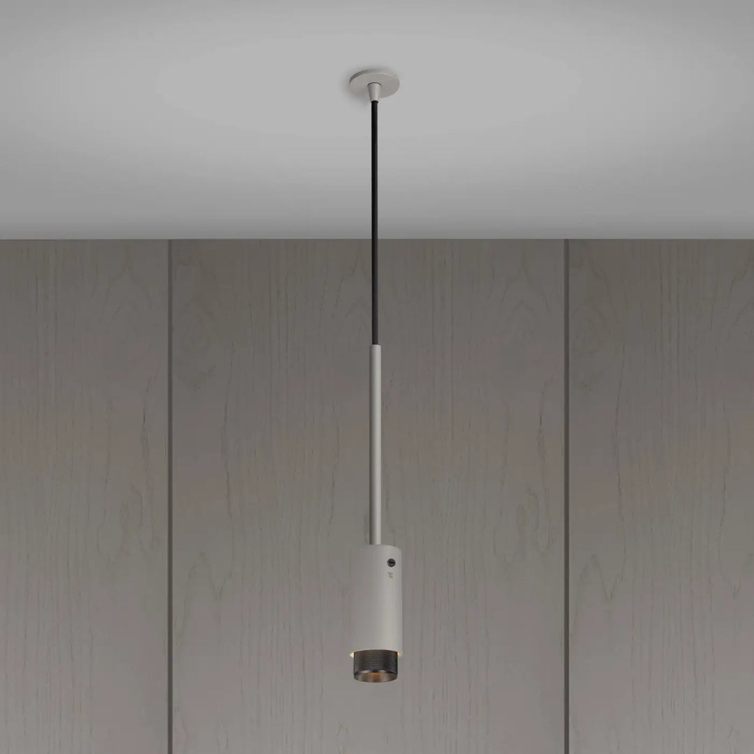 Suspension Exhaust à gravure quadrillée Pierre aux détails en bronze fumé #couleur_gris
