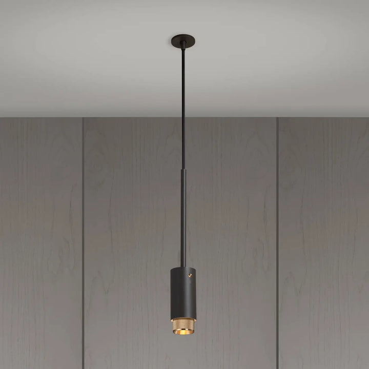 Suspension Exhaust à gravure quadrillée Graphite aux détails en laiton #couleur_dor