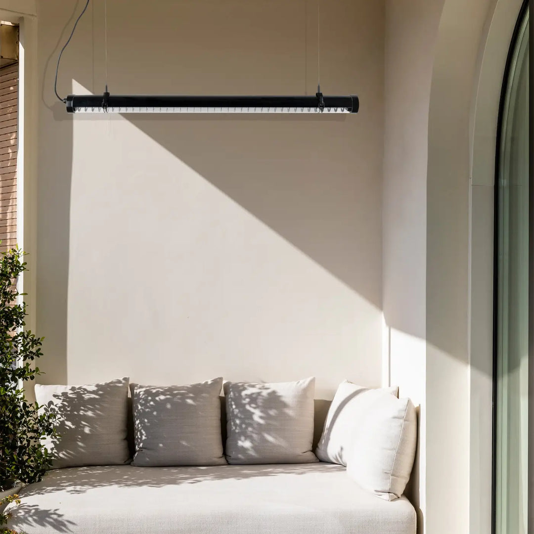 Suspension Scuba Louver de Faro Barcelona en situation