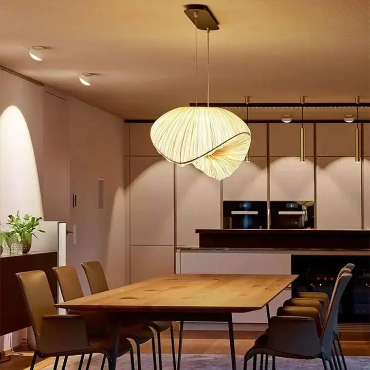 Suspension Feuille XXL en Fibres Naturelles Design Moderne

