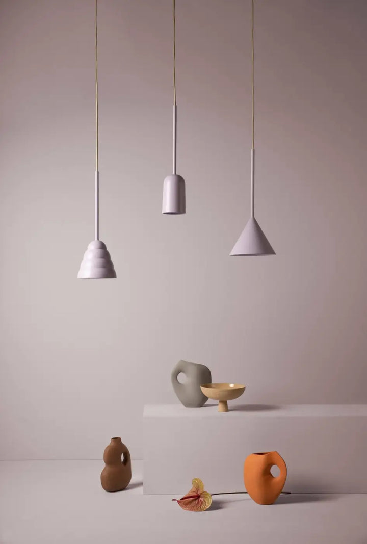 Abat-jour fin de la suspension Figura Arc lilas #couleur_violet