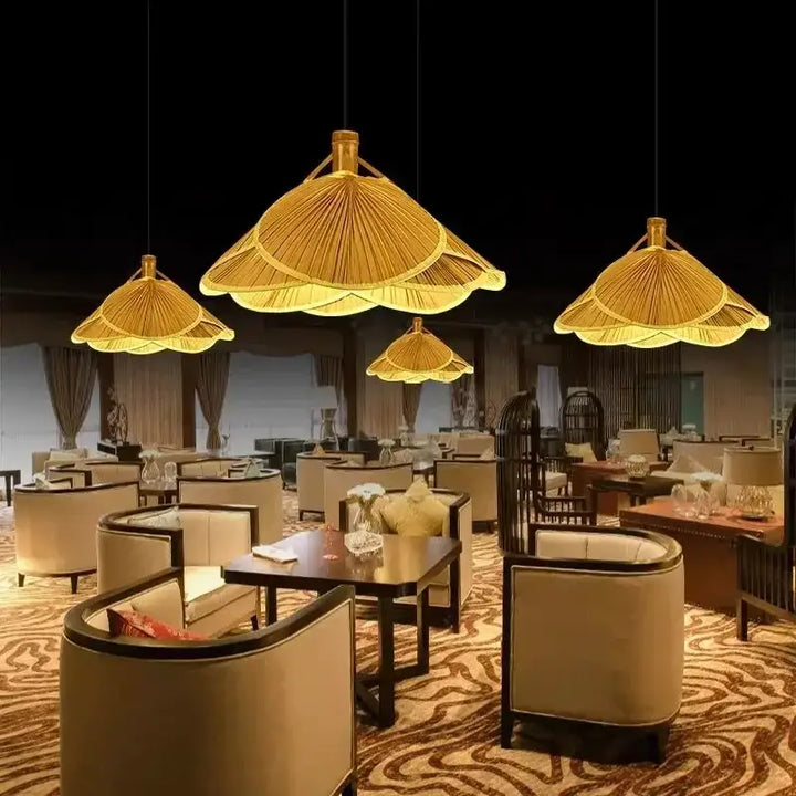 Suspension Fleur En Bambou Tressé Pour Ambiance Naturelle

