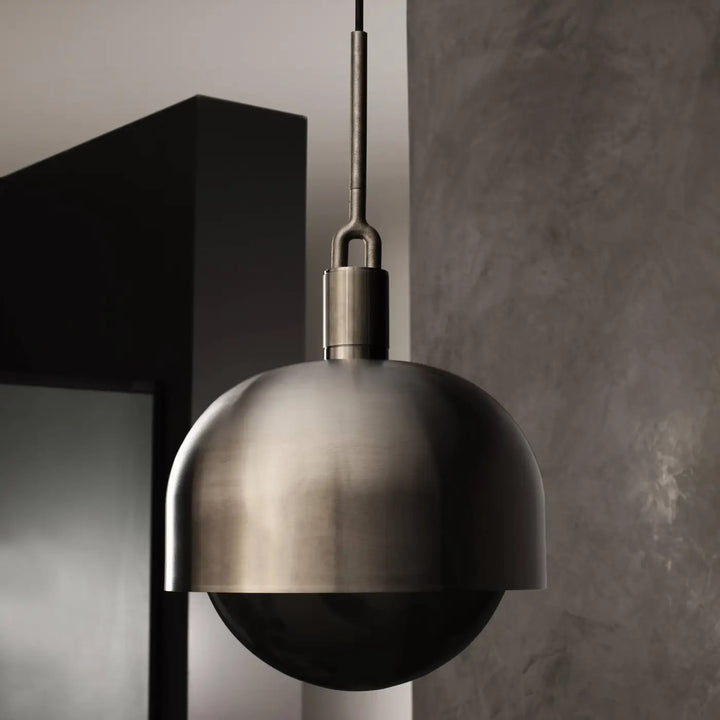 Luminaire Forked dans une cuisine #couleur_gris