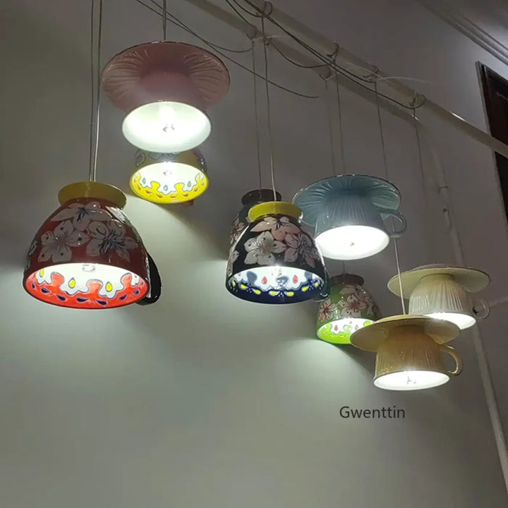 Suspension luminaire elancia avec suspensions en céramique colorée style minimaliste tasse style minimaliste florales