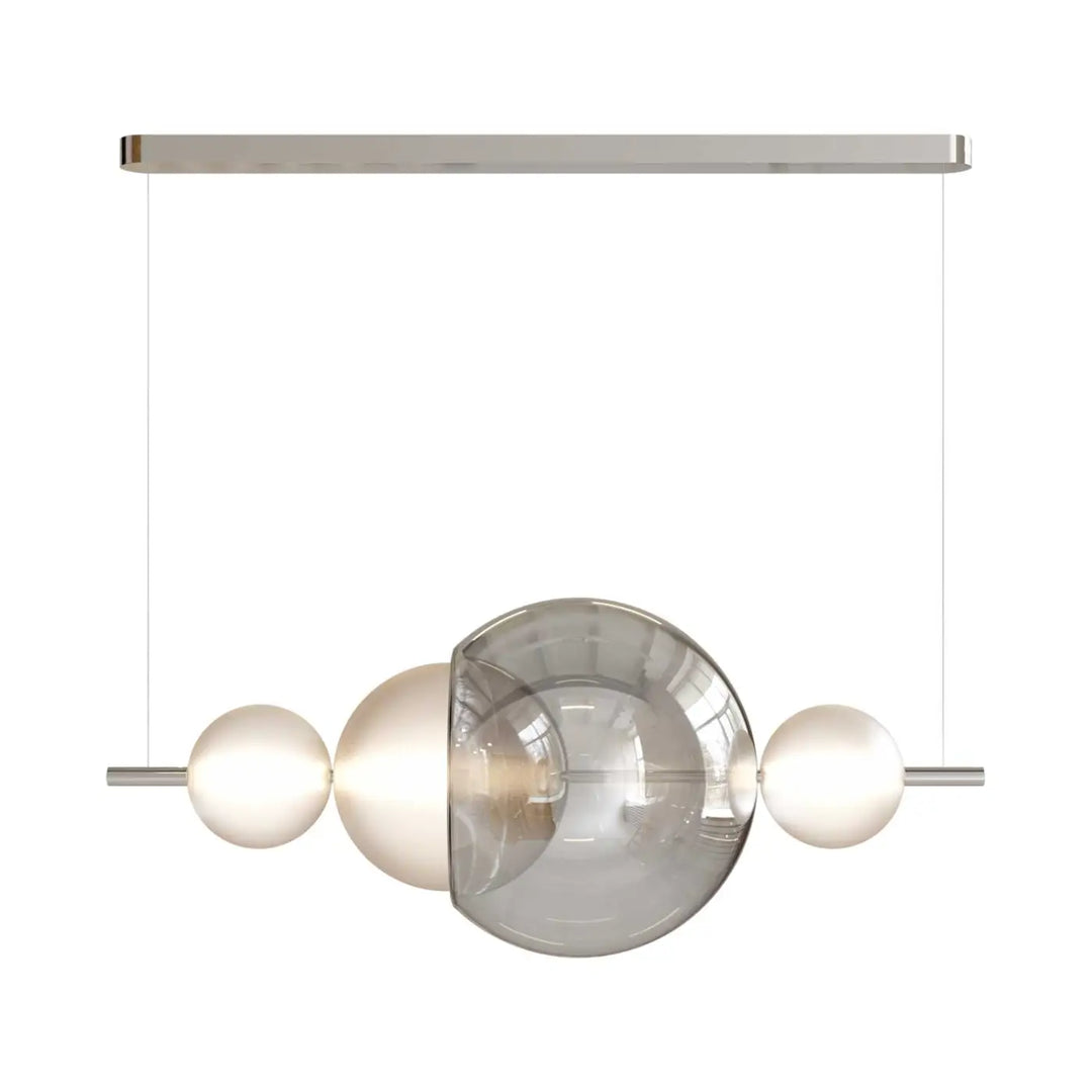 Suspension luminaire galileo moderne avec barre chrome rectangulaire et trois orbes en verre suspendues par cordons fins