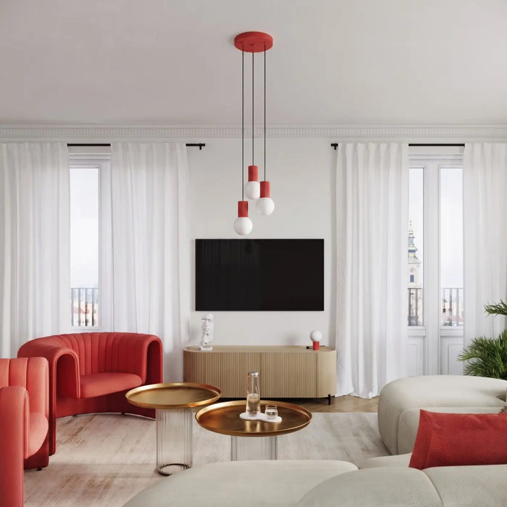 Suspension Luminaire rouge dans un intérieur contemporain