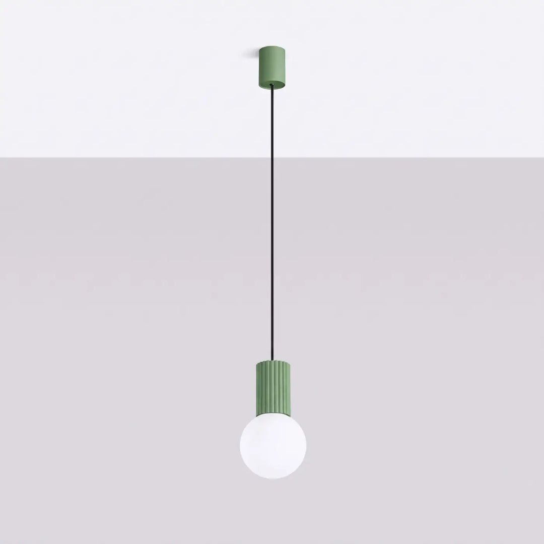 Suspension Luminaire sauge éteinte, vue rapprochée