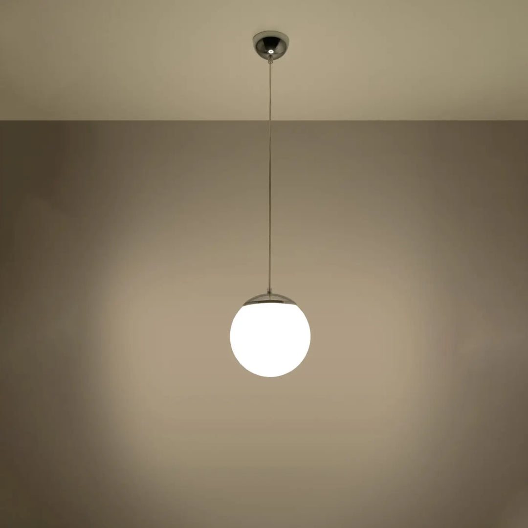Suspension blanc/chromé allumée