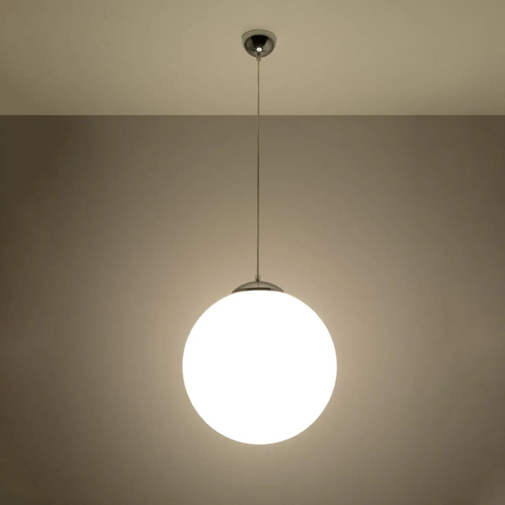 Suspension blanc/chromé allumée