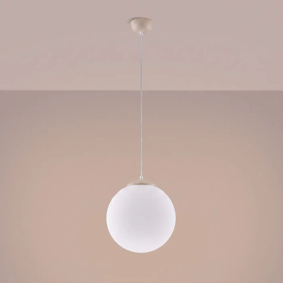 Suspension taupe allumée