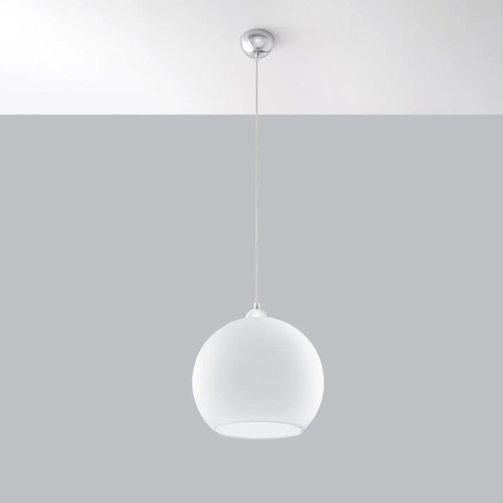 Suspension Luminaire blanc éteinte, vue rapprochée