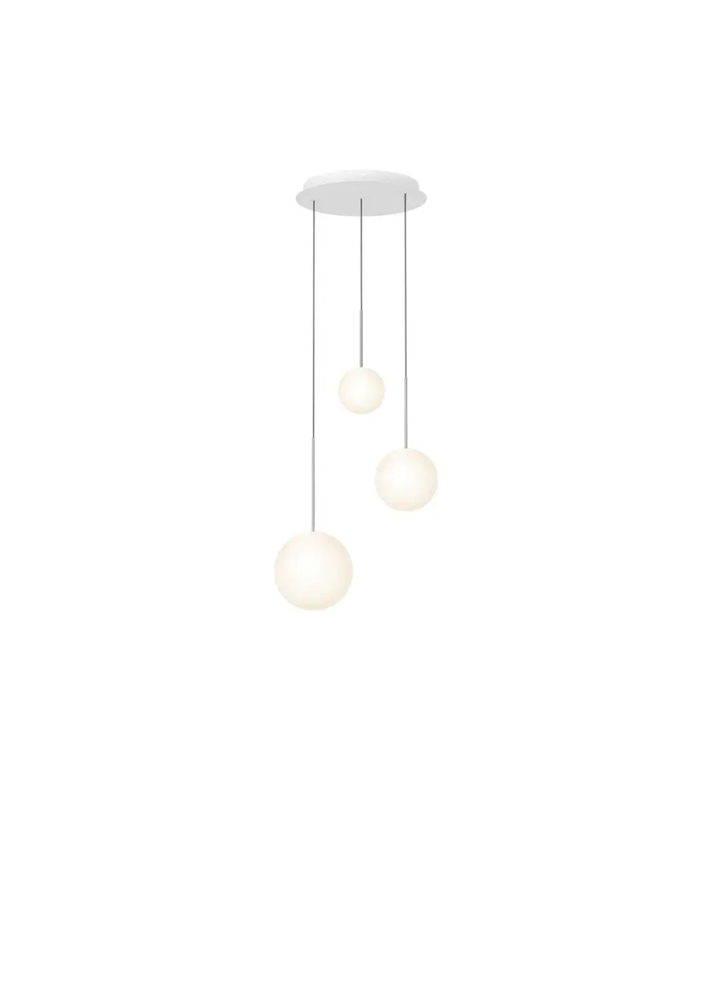 Suspension Bola Sphere Chandelier argentée, globes de 15, 20 et 25,5 cm