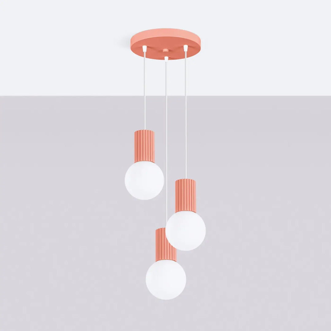 Suspension Luminaire pêche éteinte, vue rapprochée