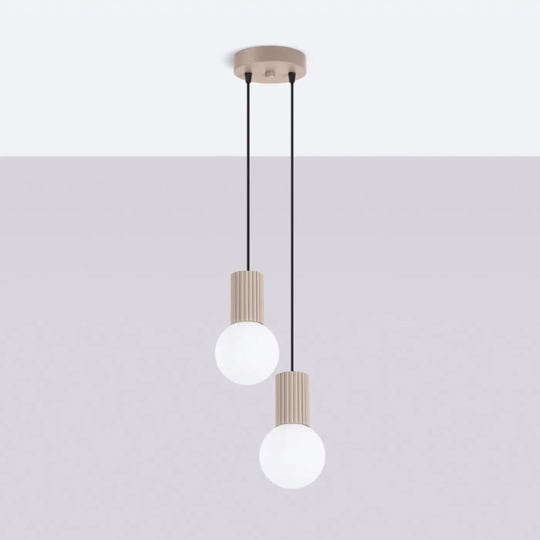 Suspension Luminaire taupe éteinte, vue rapprochée