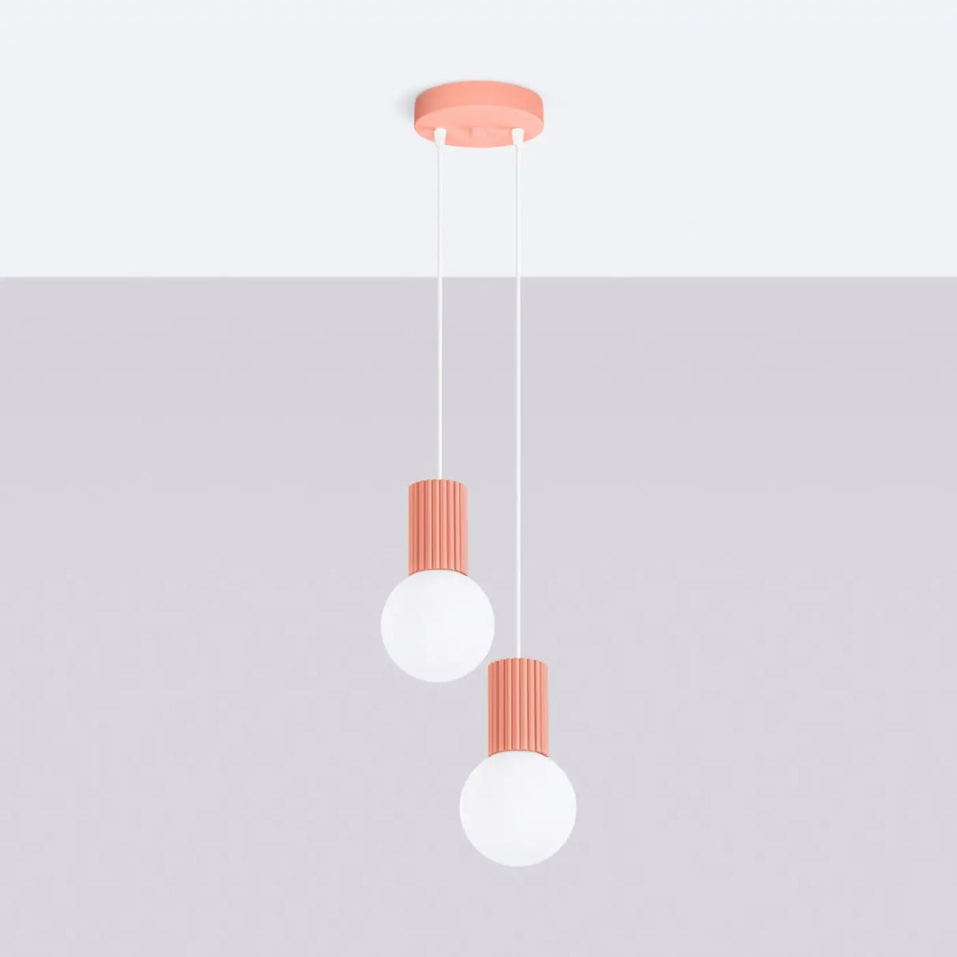 Suspension Luminaire pêche éteinte, vue rapprochée