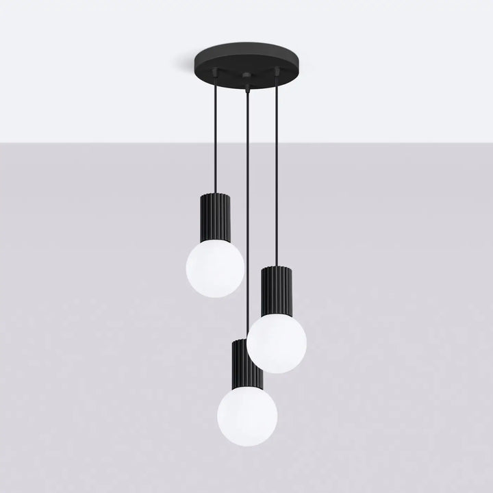 Suspension Luminaire noir éteinte, vue rapprochée
