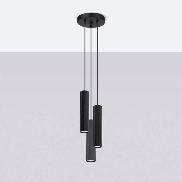 Suspension Luminaire noir éteinte, vue rapprochée