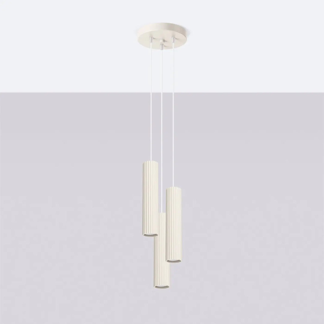 Suspension Luminaire beige éteinte, vue rapprochée