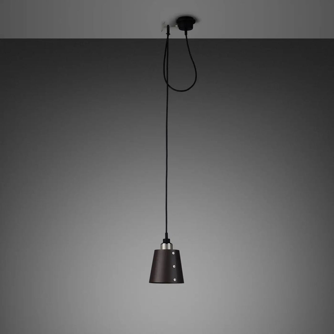 Suspension Hooked 1.0 Small à abat-jour graphite, finition acier #couleur_argent