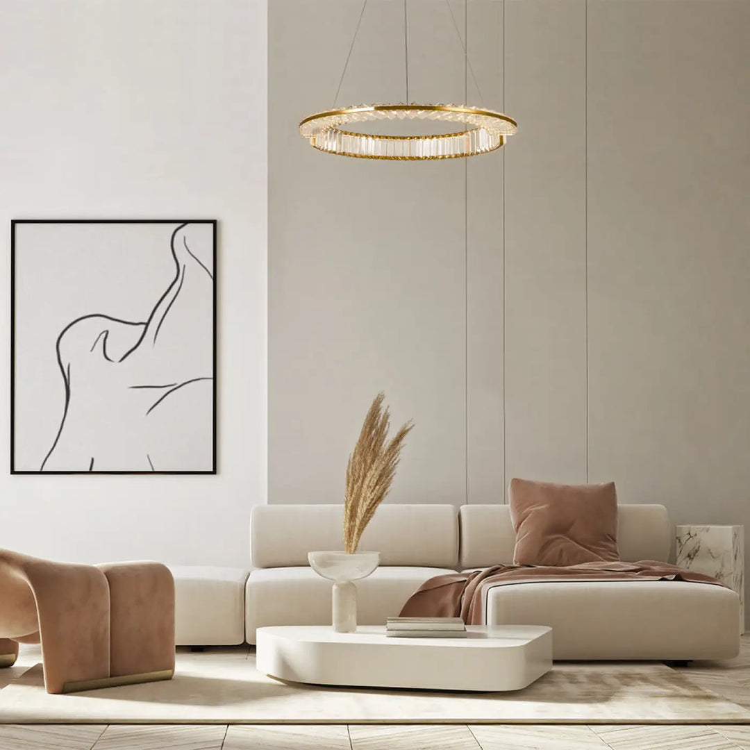 Suspension krone anneau doré serti de cristaux clairs pour un éclairage moderne et élégant
