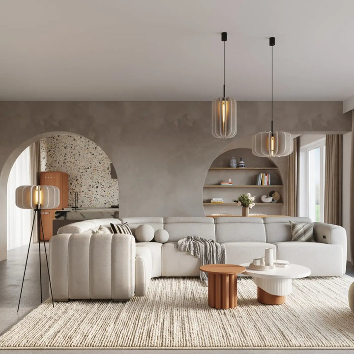 Suspension beige/noir dans un intérieur contemporain
