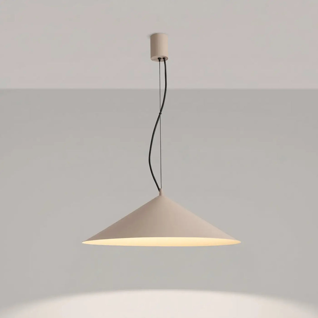 Suspension FINT taupe allumée, suspendue
