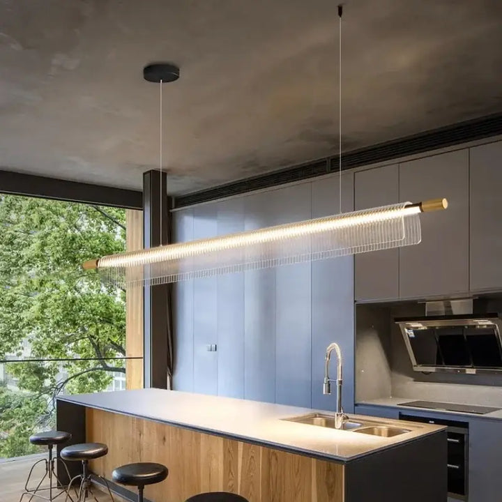 Suspension LED contemporaine pour cuisine ou bureau

