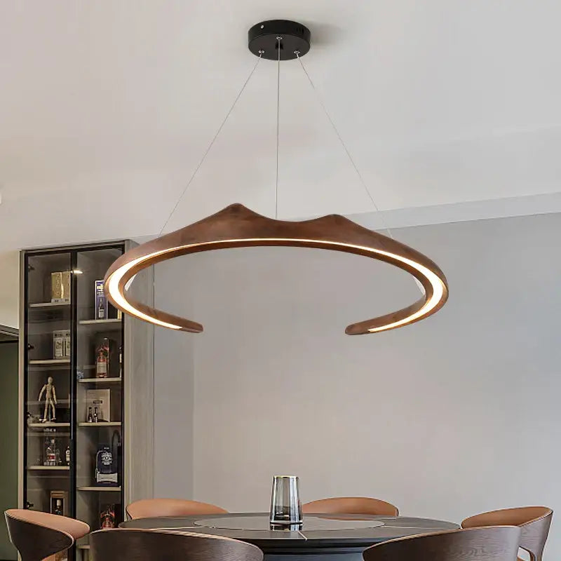 Suspension LED Design Bois Sculptural Moderne Élégance Unique

