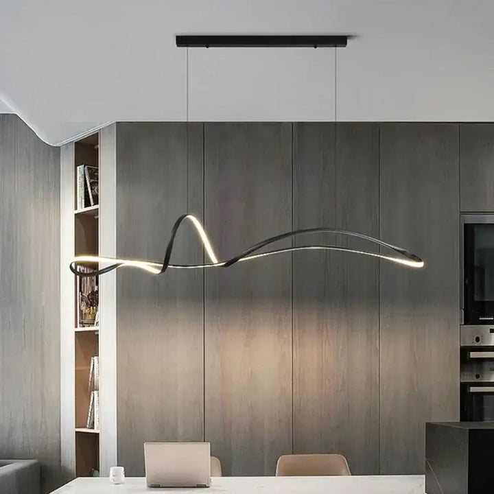 Suspension LED design fluide éclairage moderne et sculptural

