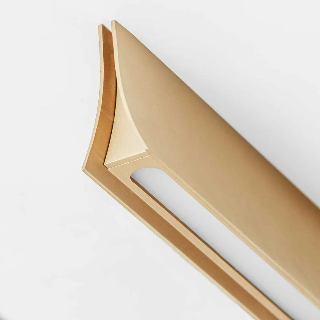 Détail du diffuseur opale de la suspension Bravo