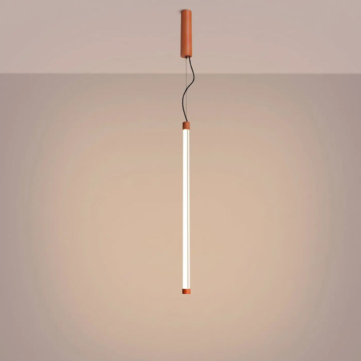 Suspension tube TRANG ocre rouge allumée, suspendue