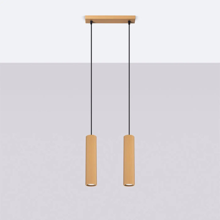 Suspension Luminaire doré éteinte, vue rapprochée