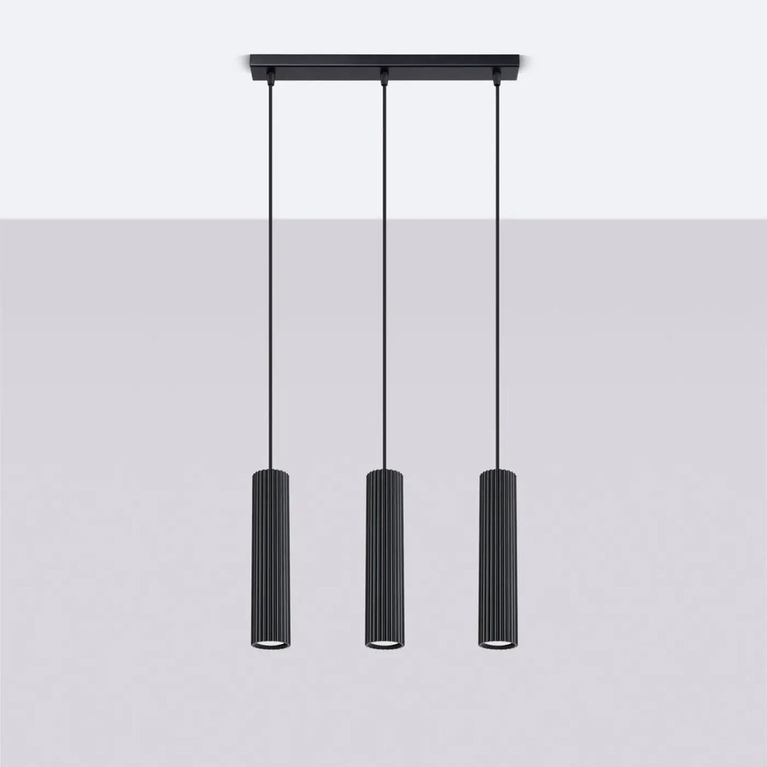 Suspension Luminaire noir éteinte, vue rapprochée
