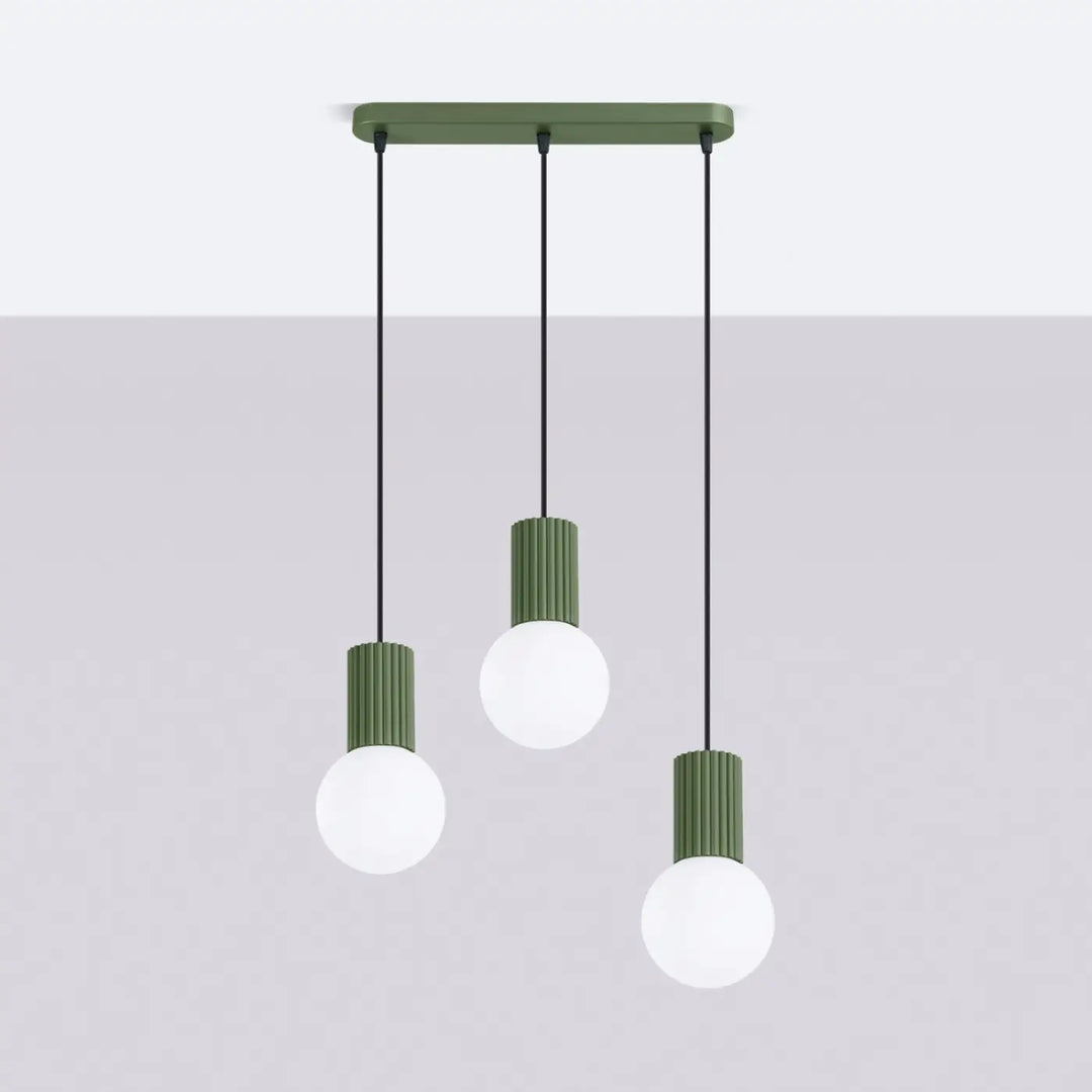 Suspension Halo vert olive en ligne à globes opalins, éteinte
