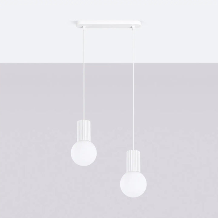 Suspension Luminaire blanc éteinte, vue rapprochée