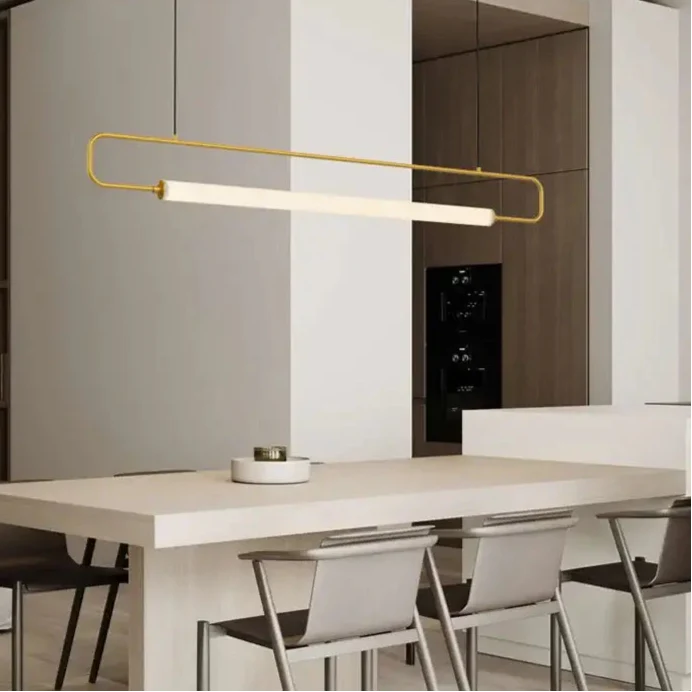 Suspension linéaire LED dorée minimaliste moderne

