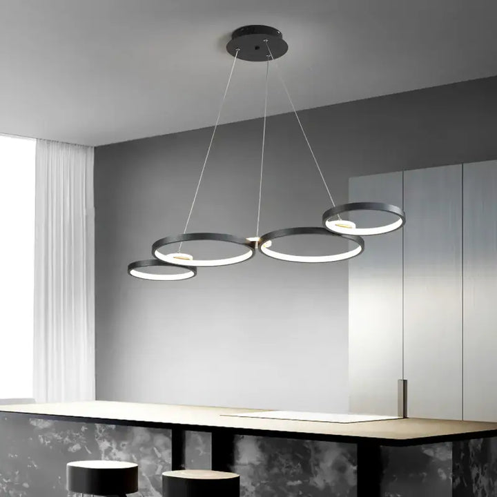 Suspension luminaire anneaux led pour intérieur chic et moderne