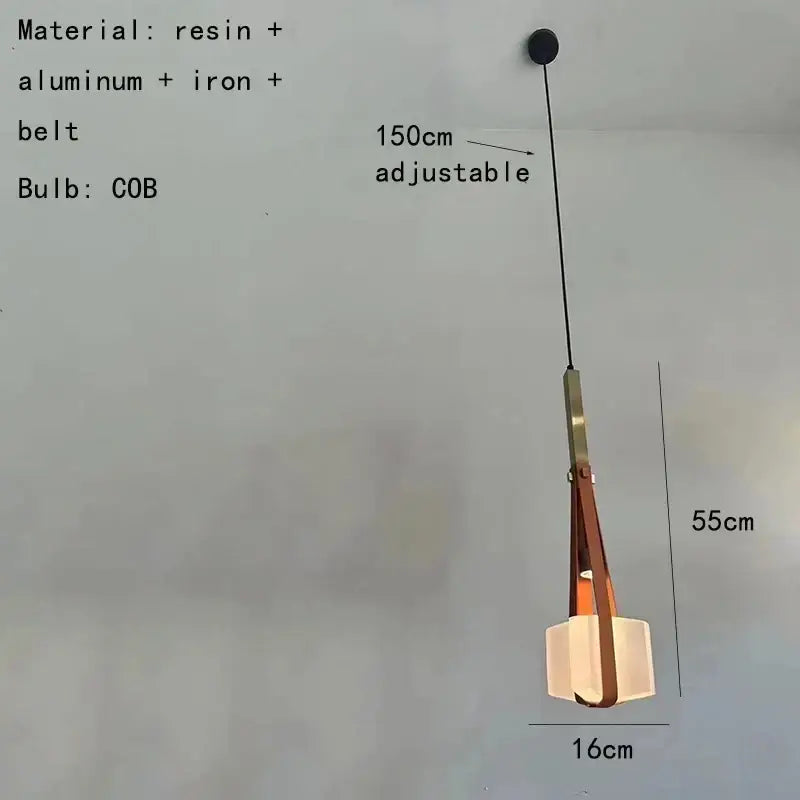 Suspension luminaire art déco dorée en verre élégante